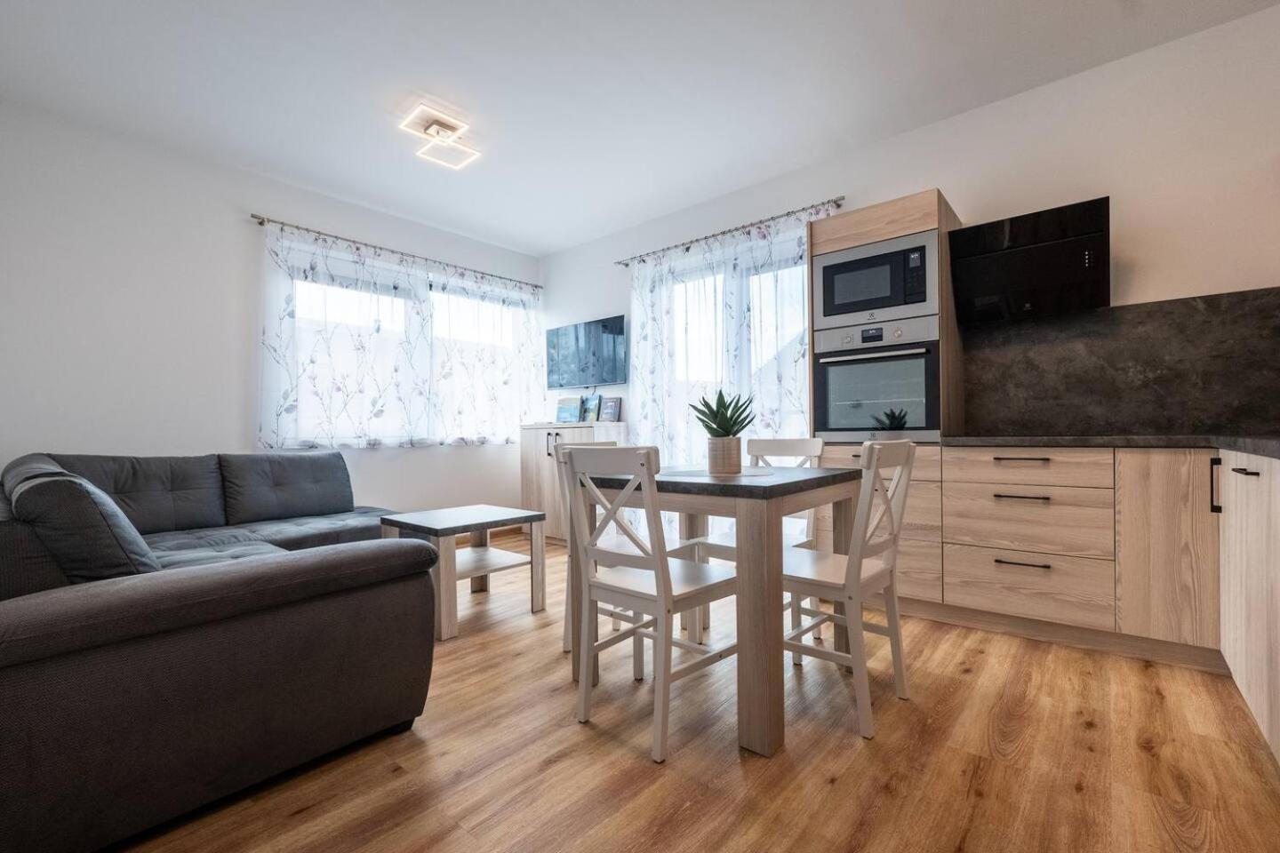 Apartmany - Male Lipno Černá v Pošumaví Exterior foto